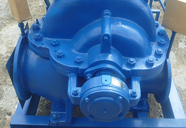 Дизель-насосная установка ПСМ добывает золото в Якутии.jpg