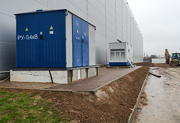 Станция в шумозащитном кожухе Станция в шумозащитном кожухе