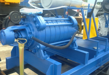 Дизель-насосная установка ПСМ добывает золото в Якутии.JPG