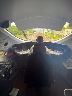 Двигатель со встречным движением поршней