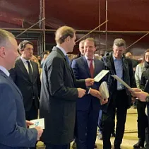 Встреча А. Е. Медведева и министра промышленности и торговли Д. В. Мантурова