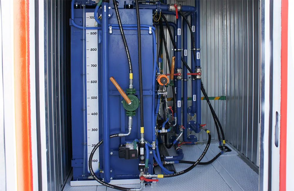 Топливная система электростанции 1МВт (Основной топливный бак - 1000 л; Укомплектована электрическими и ручными насосами закачки топлива из внешнего резервуара)